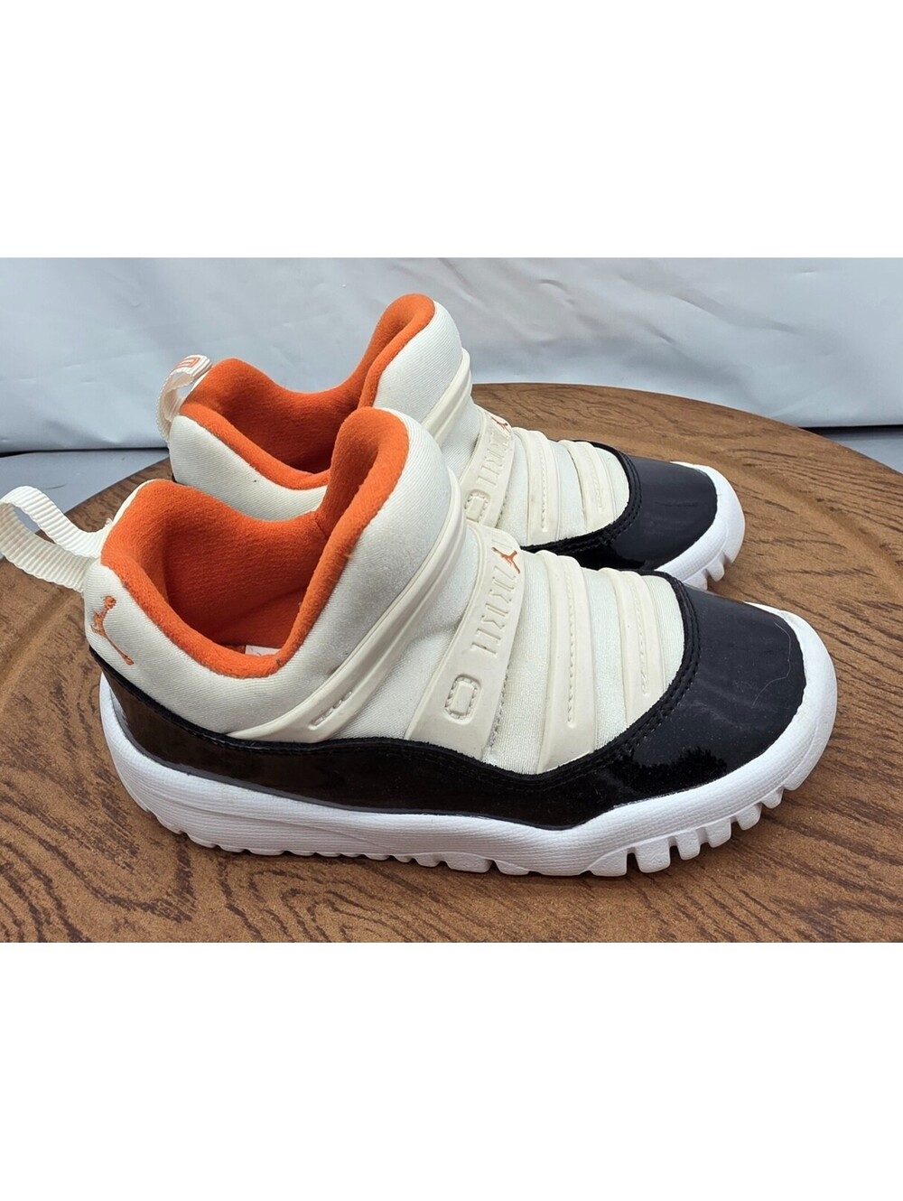 Jordan 11 Baby Slip On Sneakers Black White Orange Low Top Size 9C BQ7102-108 - Picture 2 of 13
